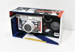 Lomo'Instant Wide